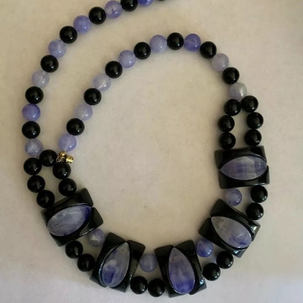 Black And Midnight Purple Plastic Beaded Necklace